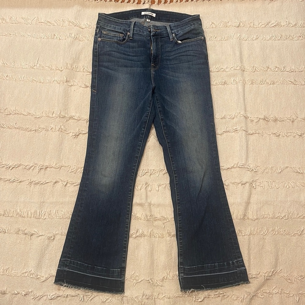 Good American size 8 jeans, boot cut. Inseam is 27 inches.